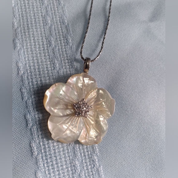Jewelry - 🔆Shell Necklace🔆